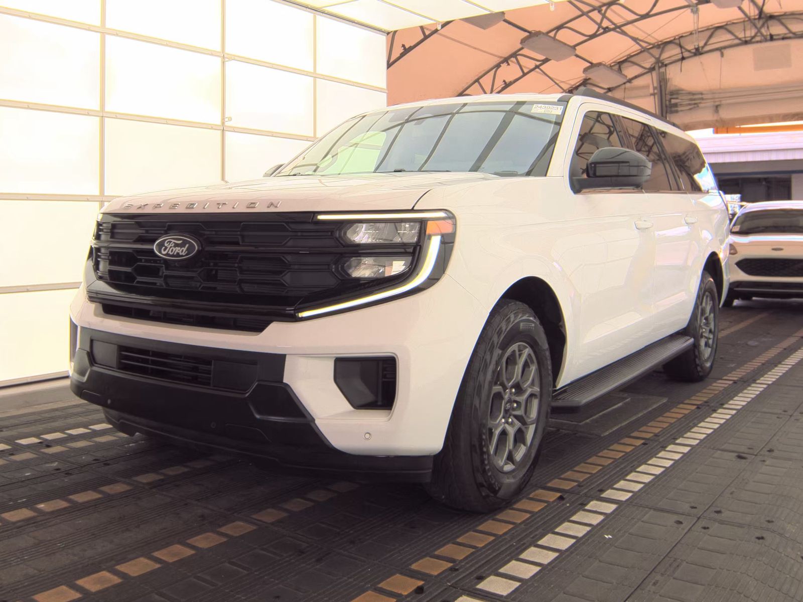FORD EXPEDITION MAX - 1