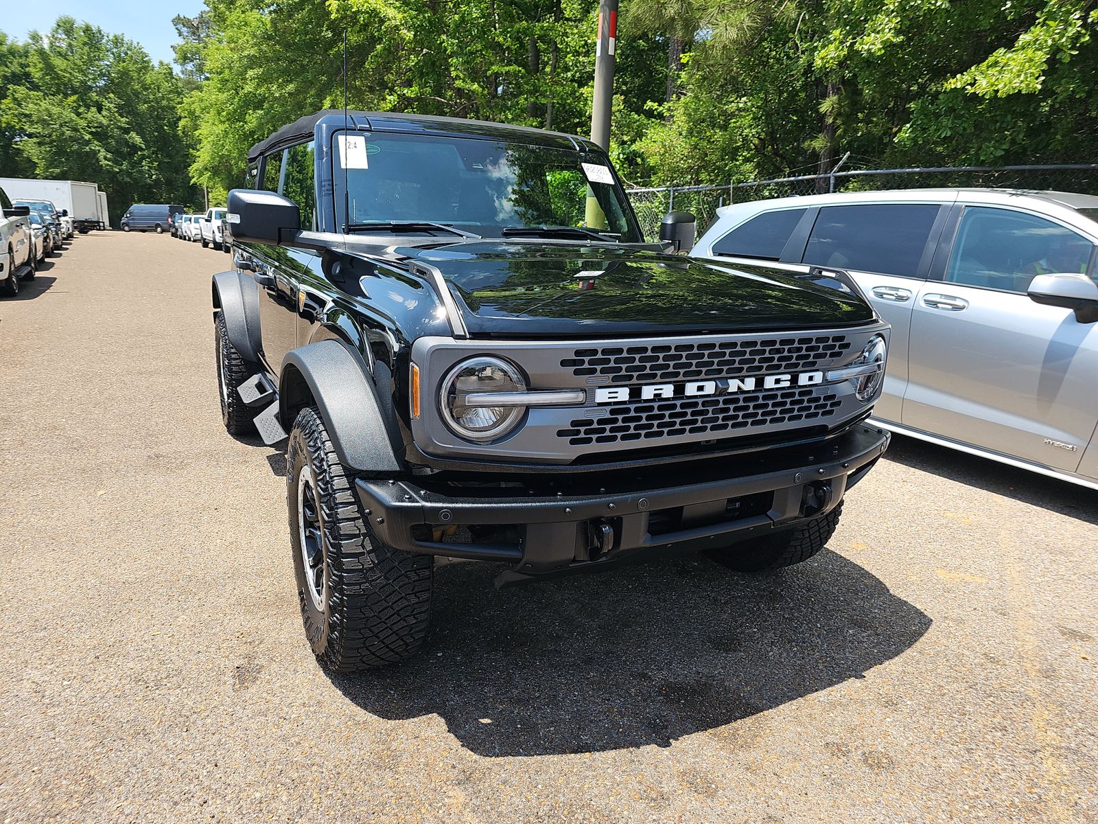 FORD BRONCO - 4