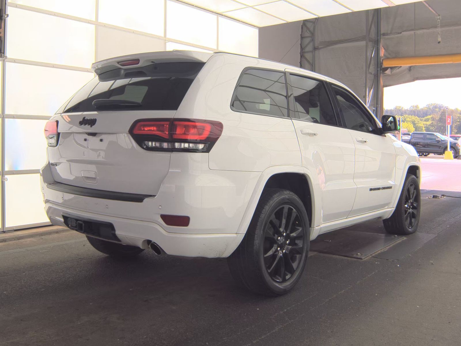 JEEP LAREDO X - 6