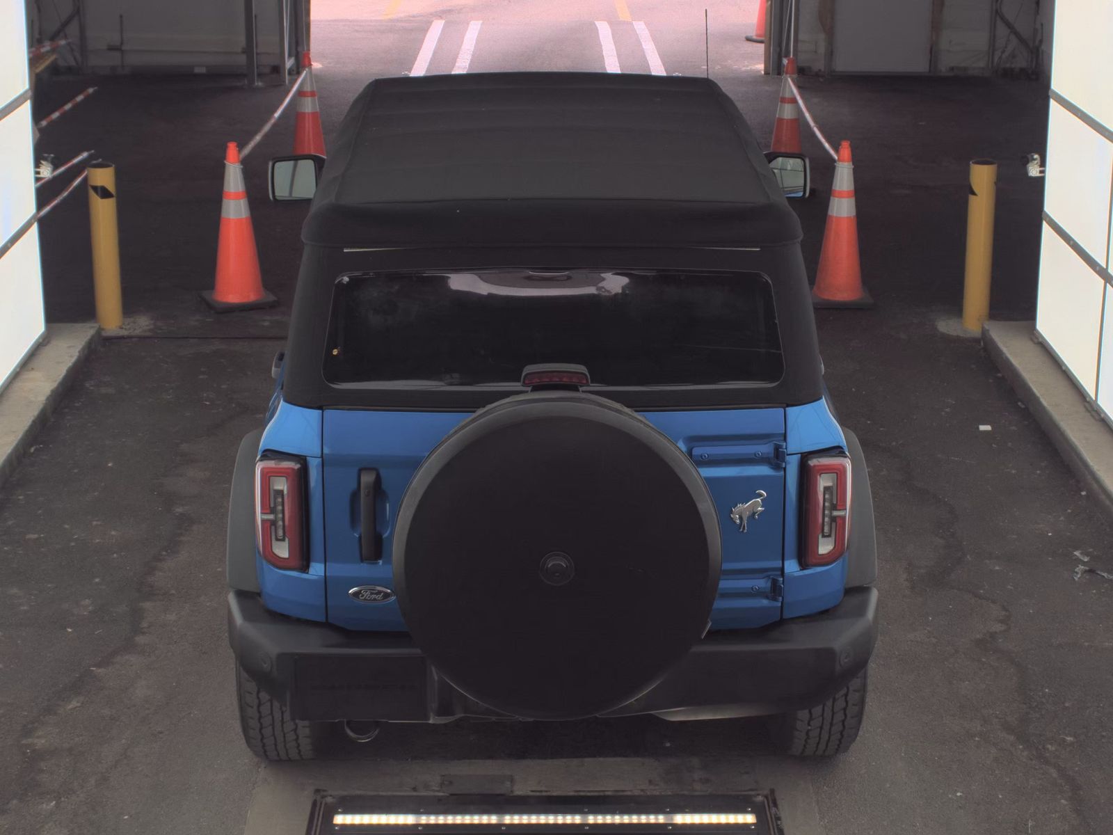 FORD BRONCO - 6