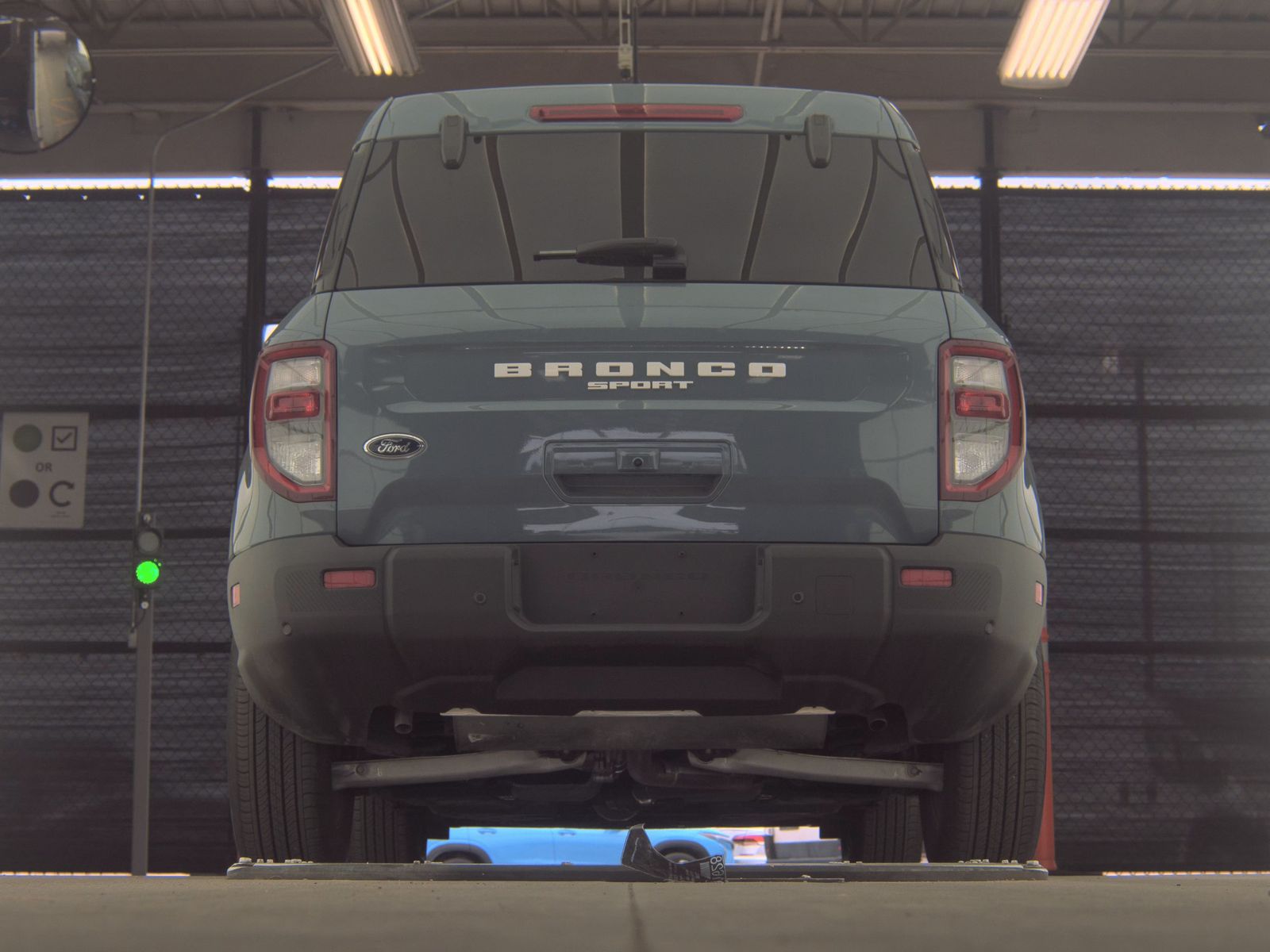 FORD BRONCO - 8