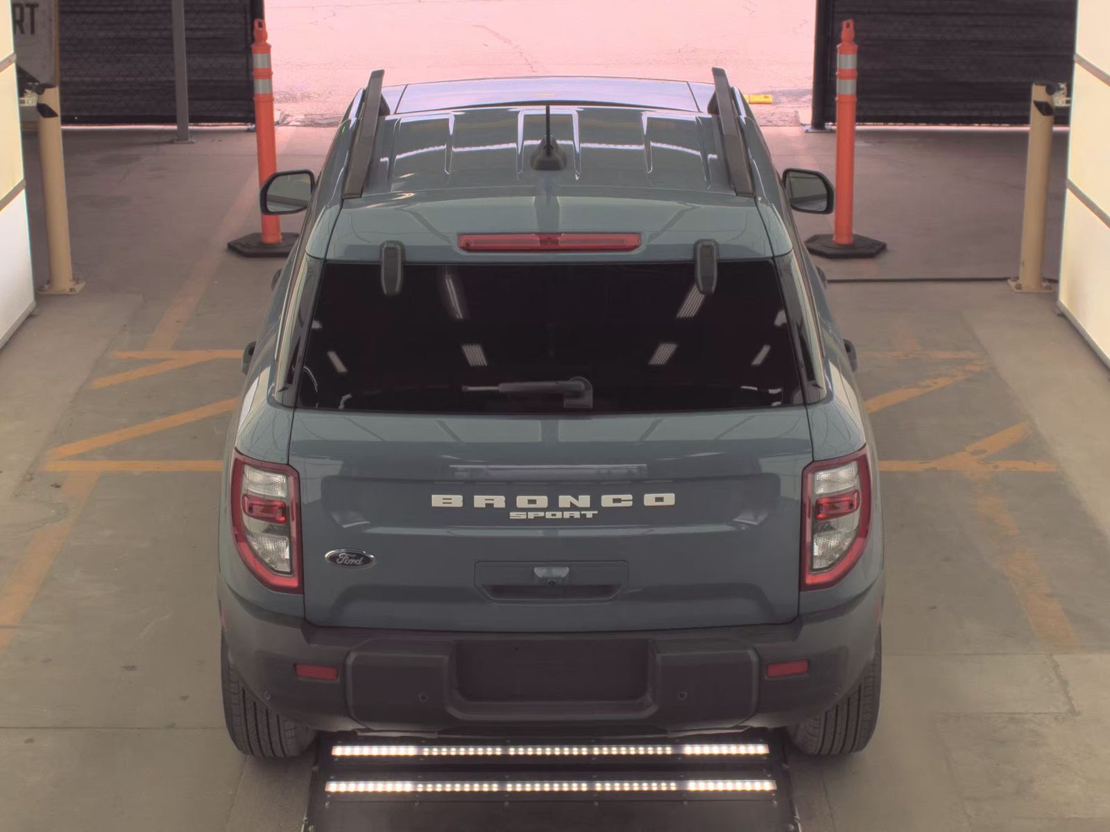 FORD BRONCO - 7