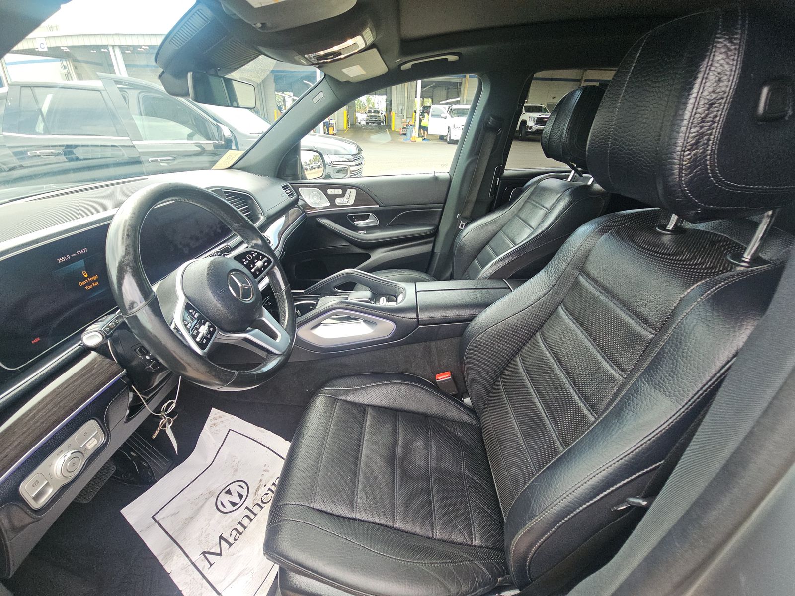 MERCEDES-BENZ GLS - 8