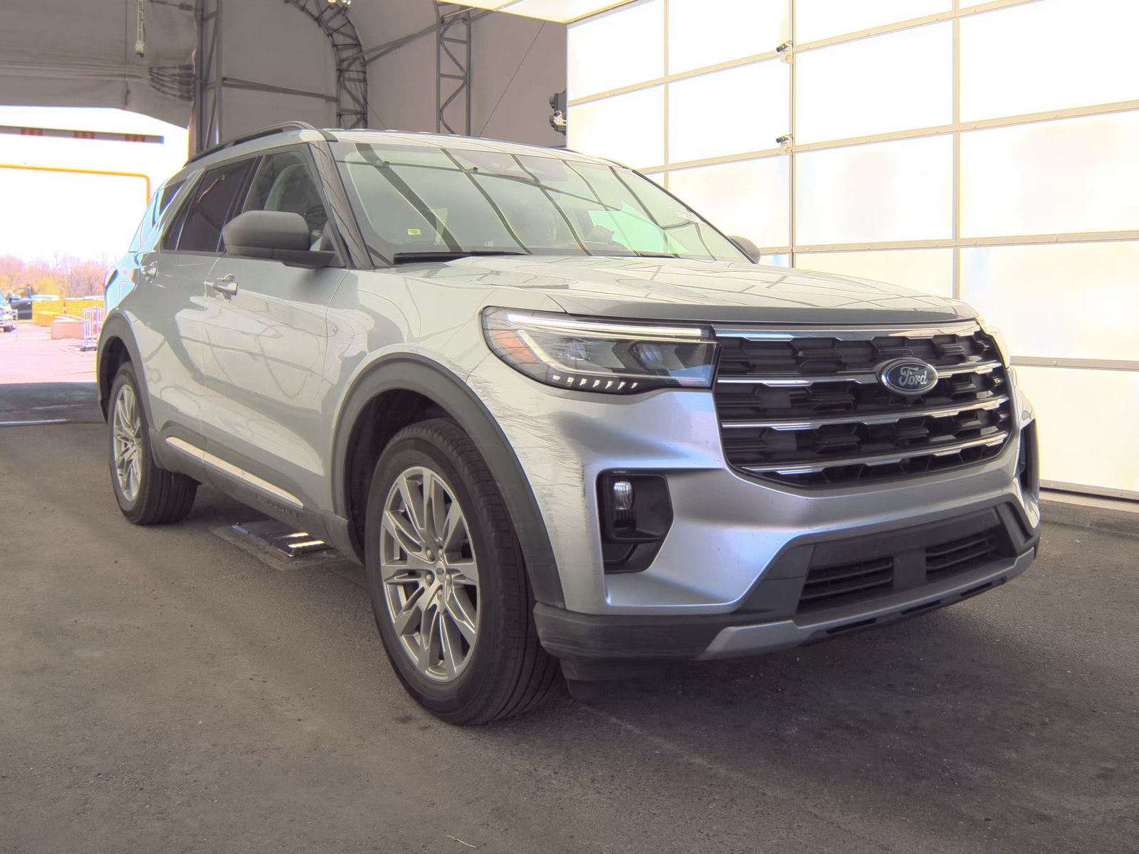 FORD EXPLORER - 5