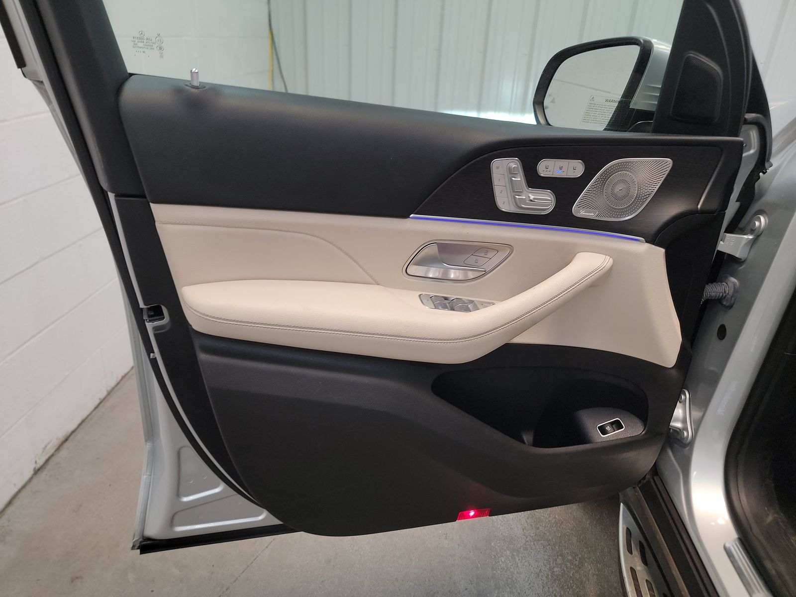 MERCEDES-BENZ GLS-CLASS - 10