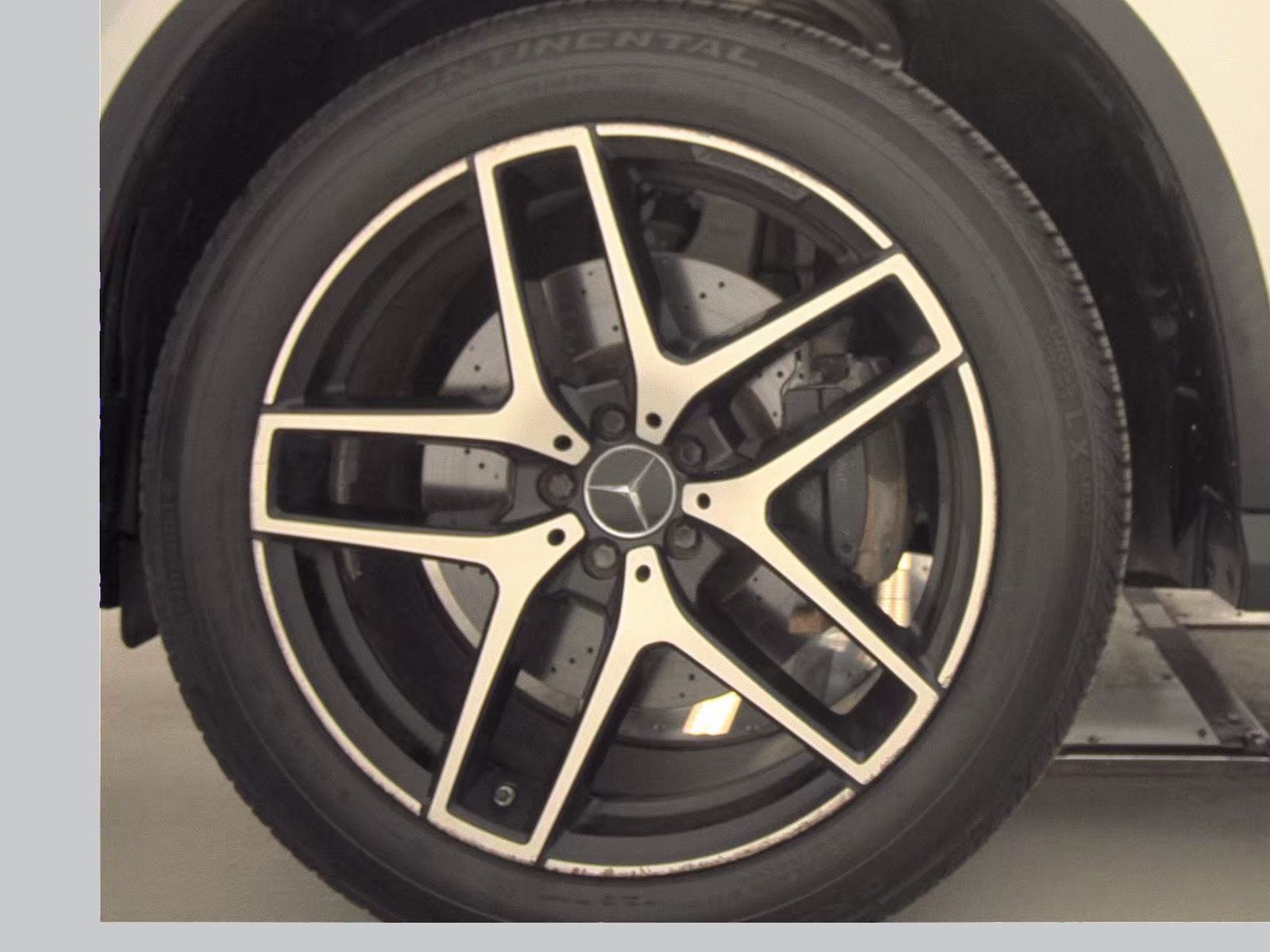 MERCEDES-BENZ GLE-CLASS AMG - 10