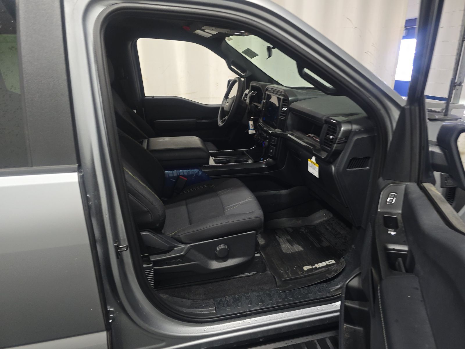 FORD F-150 - 9