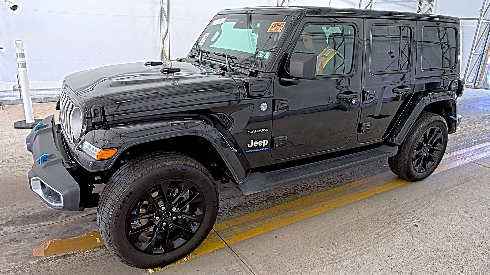 JEEP SAHARA - 1