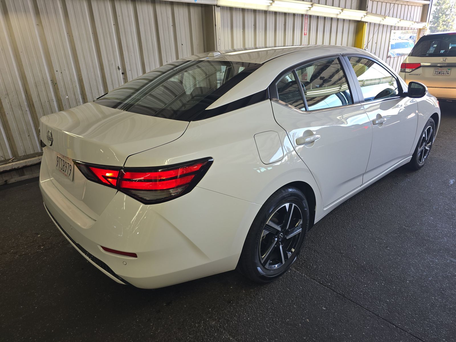NISSAN SENTRA - 5