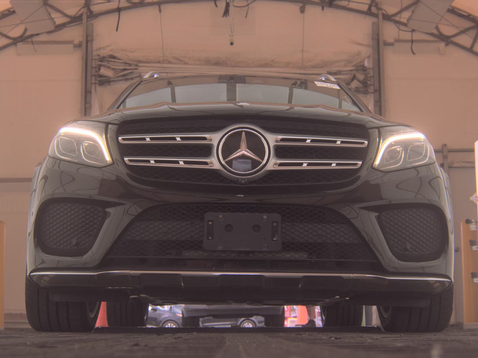 MERCEDES-BENZ GLS - 4