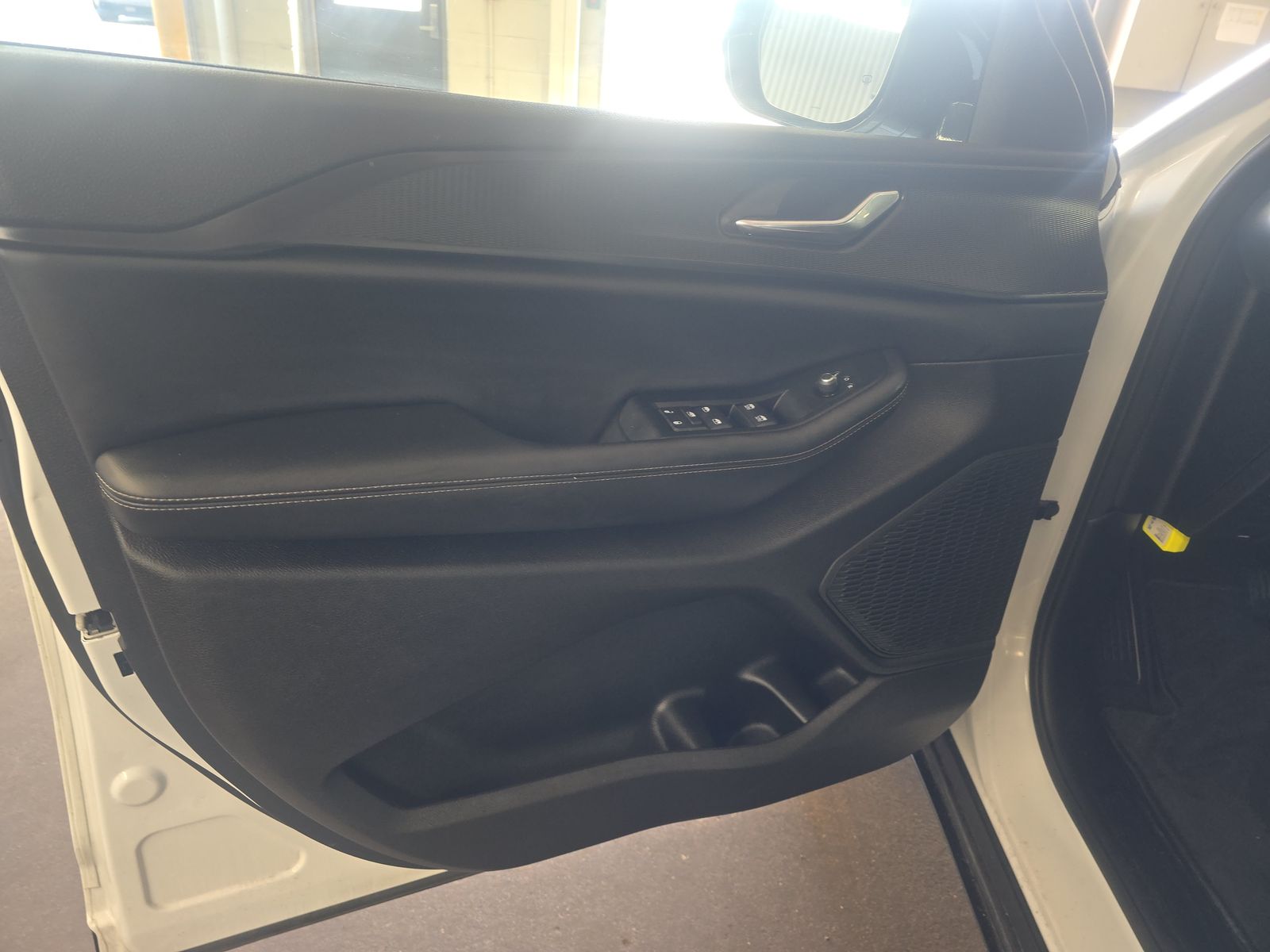 JEEP ALTITUDE X - 10