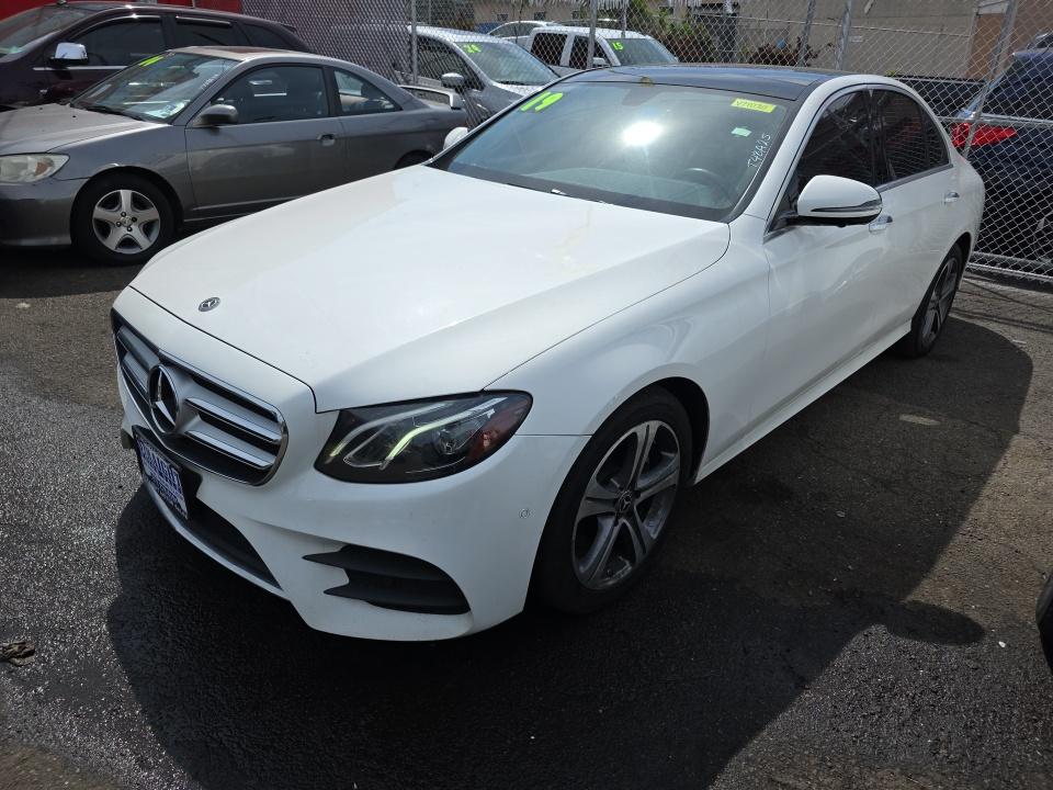 MERCEDES-BENZ E-CLASS - 1