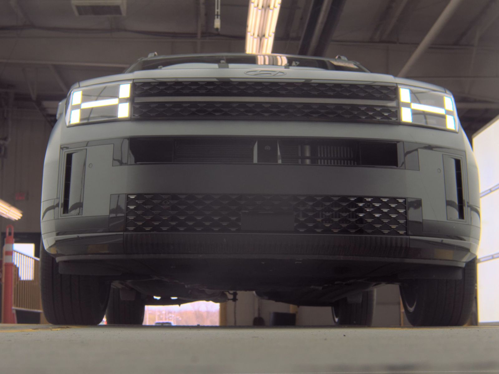 HYUNDAI CALLIGRAPH - 4