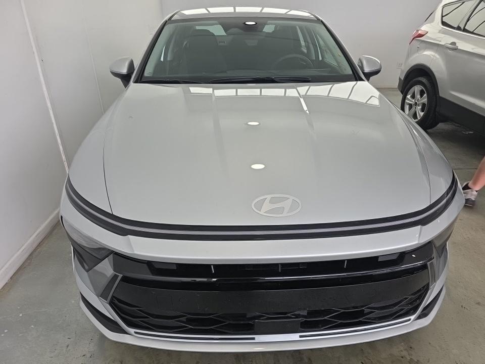 HYUNDAI HYBRID BLU - 3