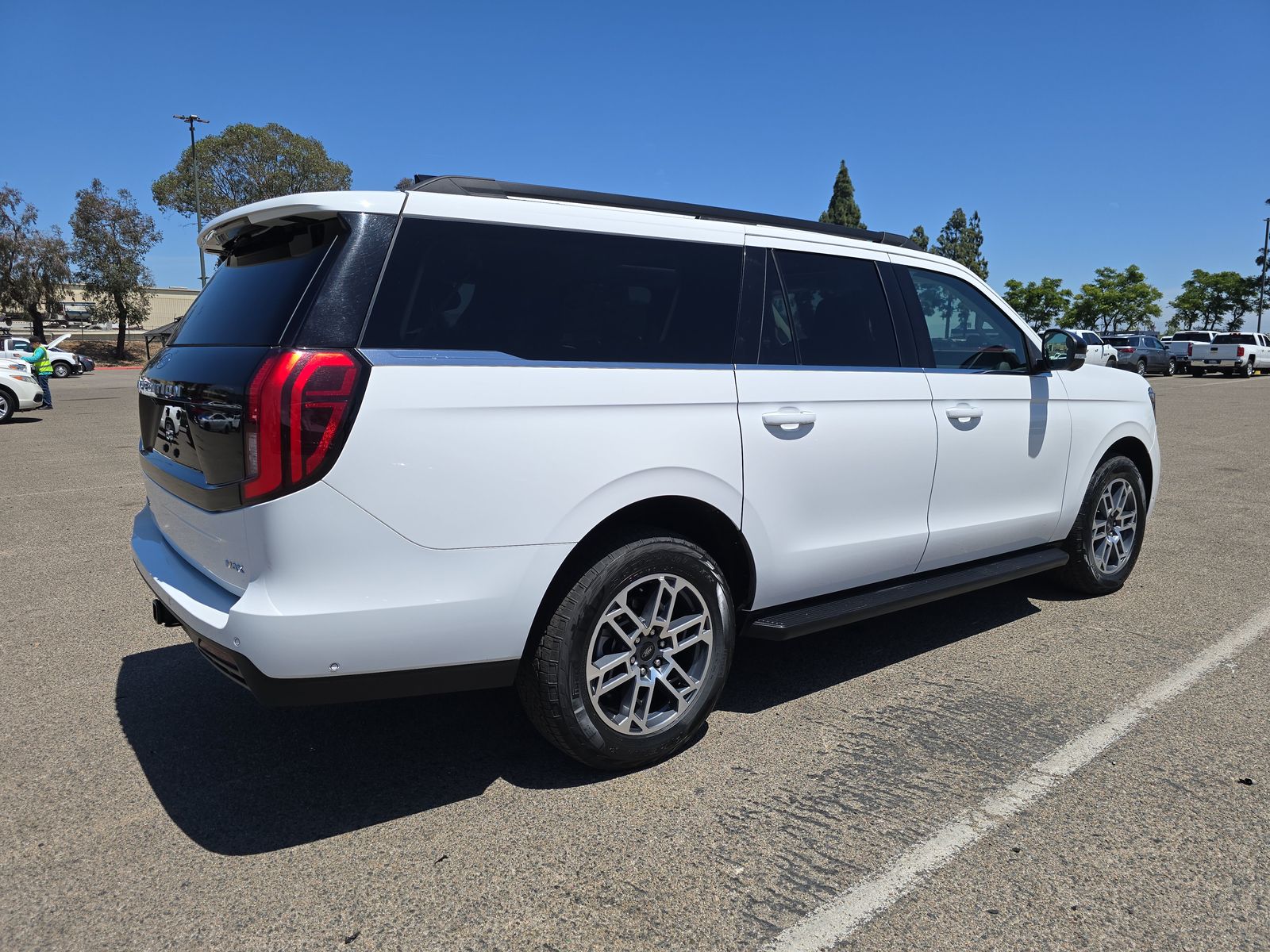 FORD EXPEDITION MAX - 5