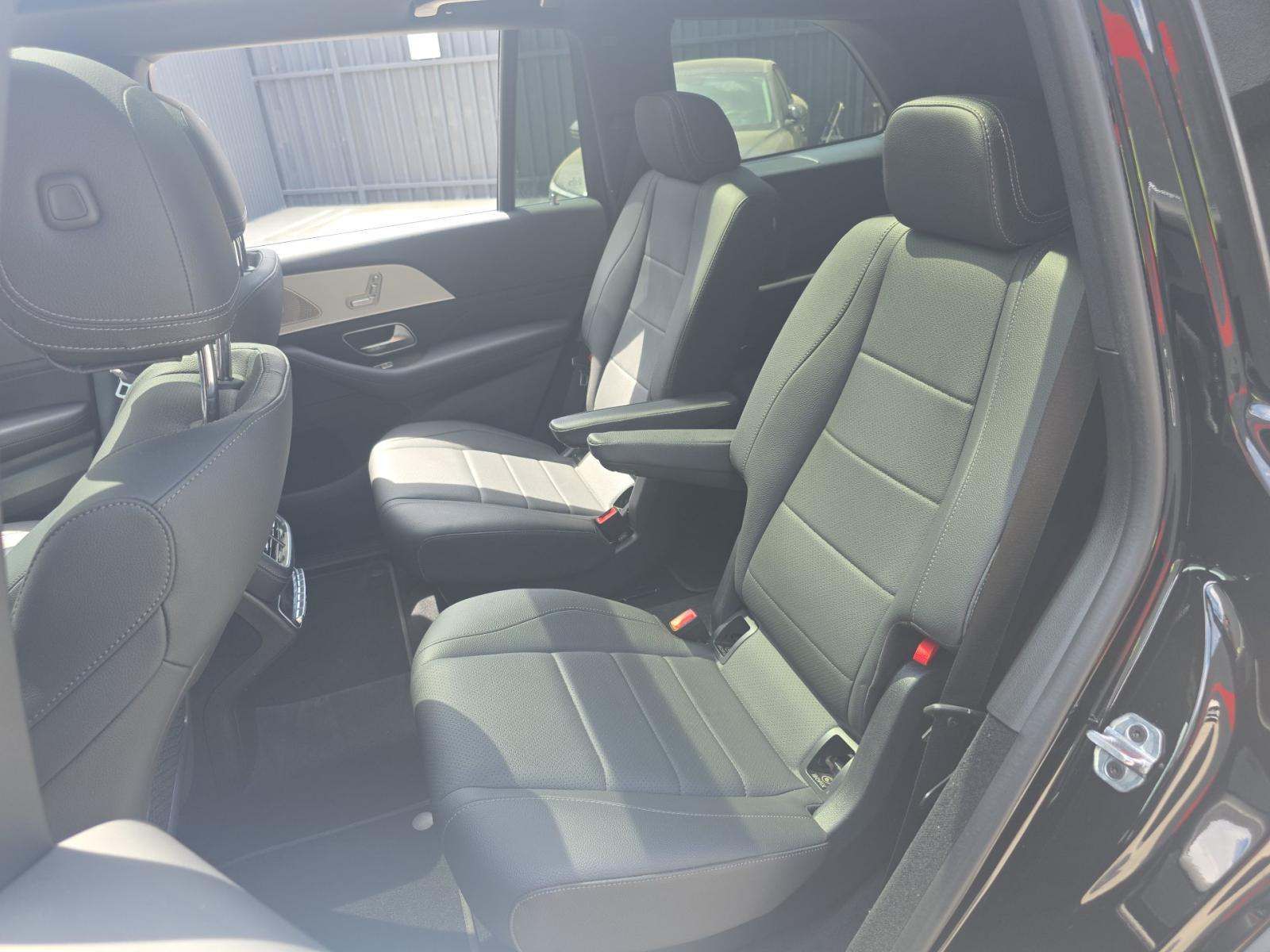 MERCEDES-BENZ GLS - 8