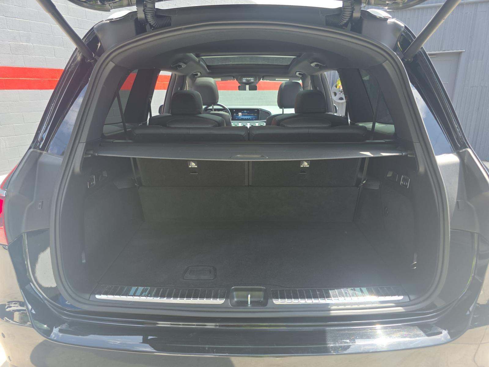 MERCEDES-BENZ GLS - 10