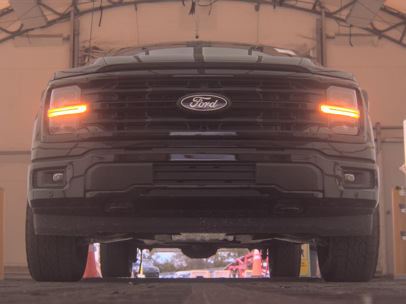 FORD F-150 - 4