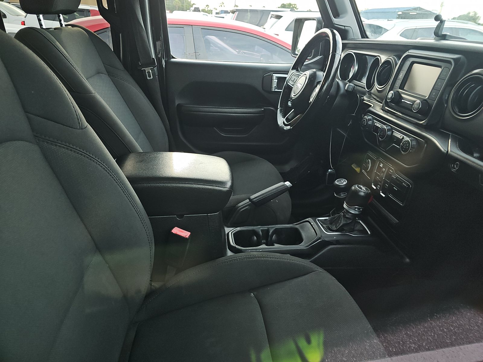 JEEP UNLIMITED SPORT S - 9