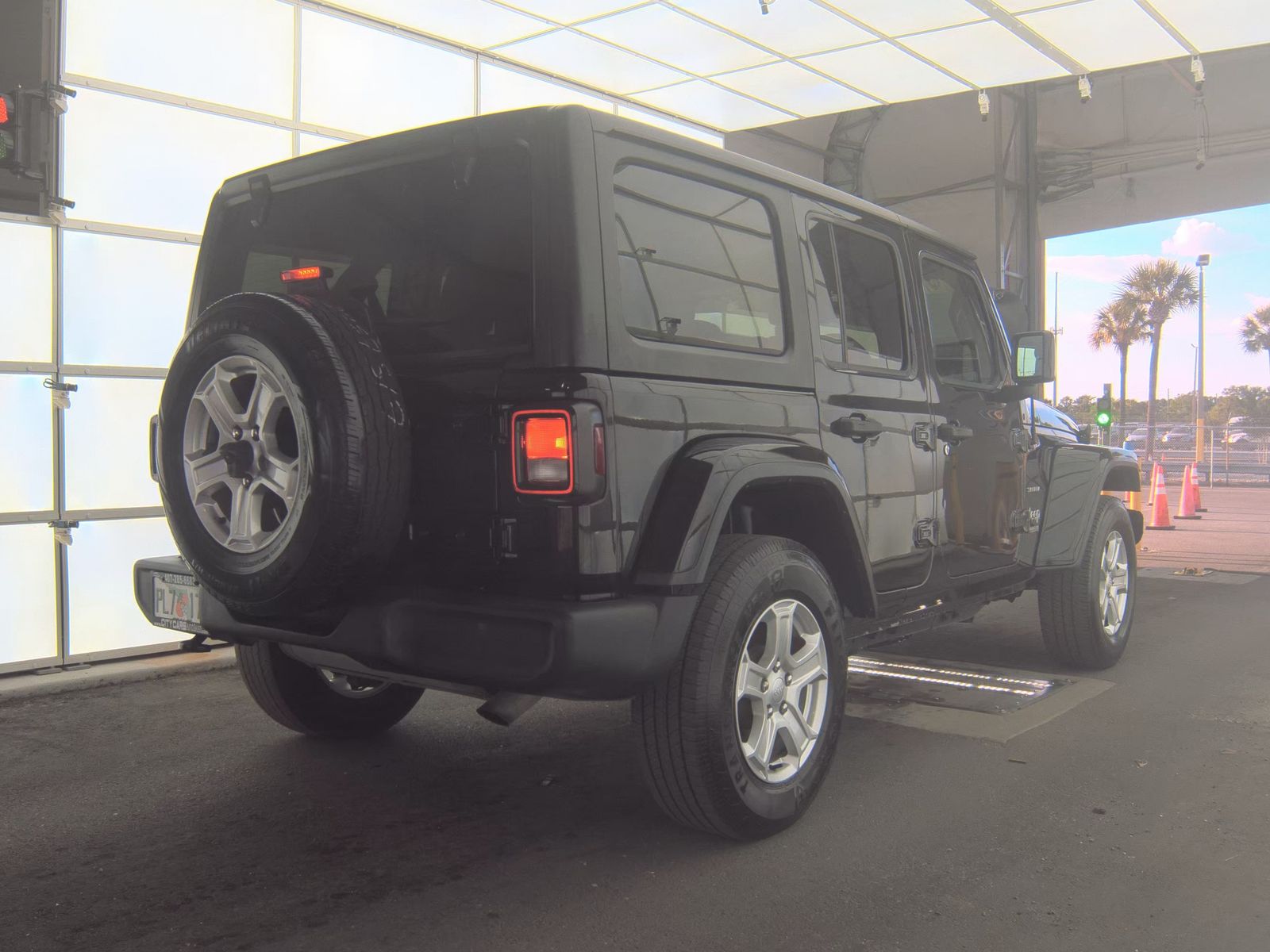 JEEP UNLIMITED SPORT S - 5