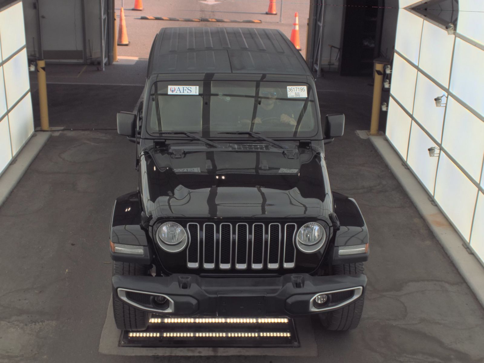 JEEP UNLIMITED SPORT S - 3