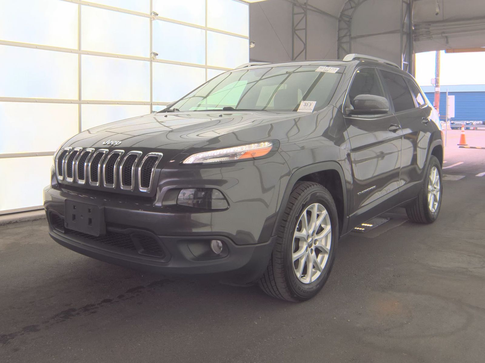 JEEP LATITUDE - 1