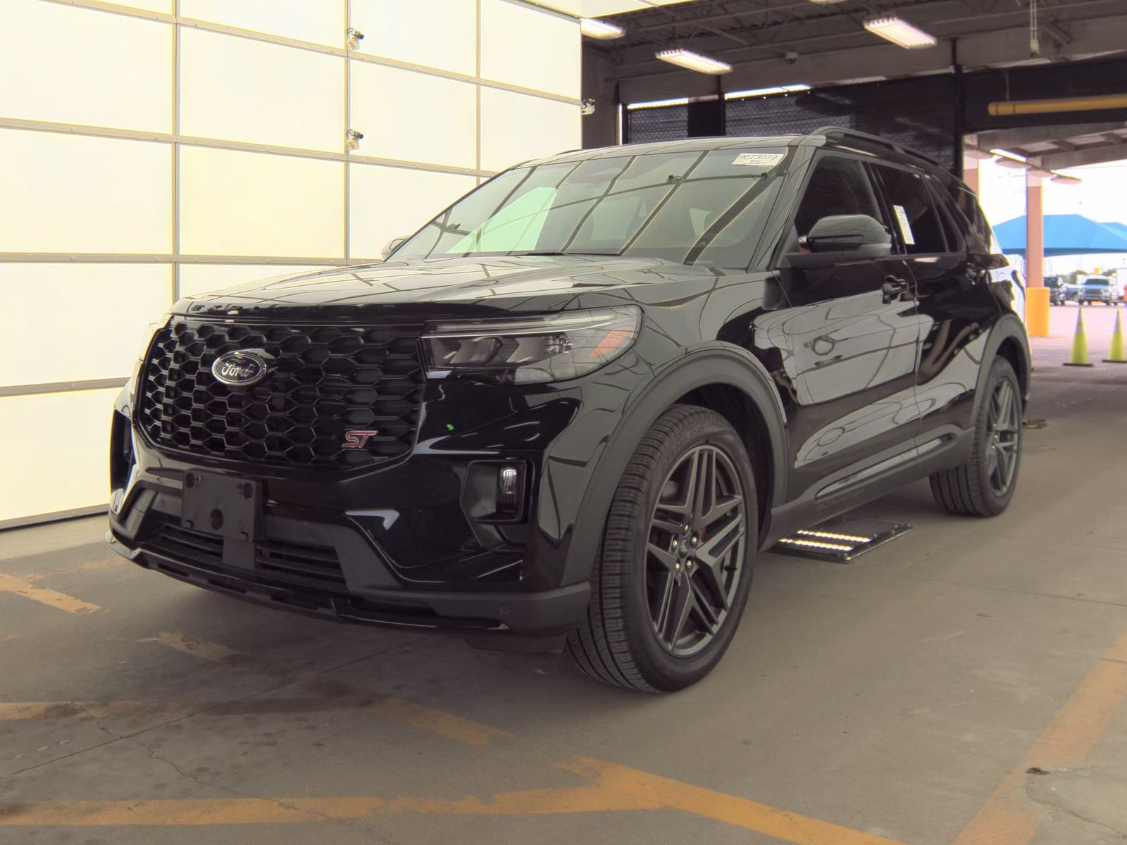 FORD EXPLORER - 1