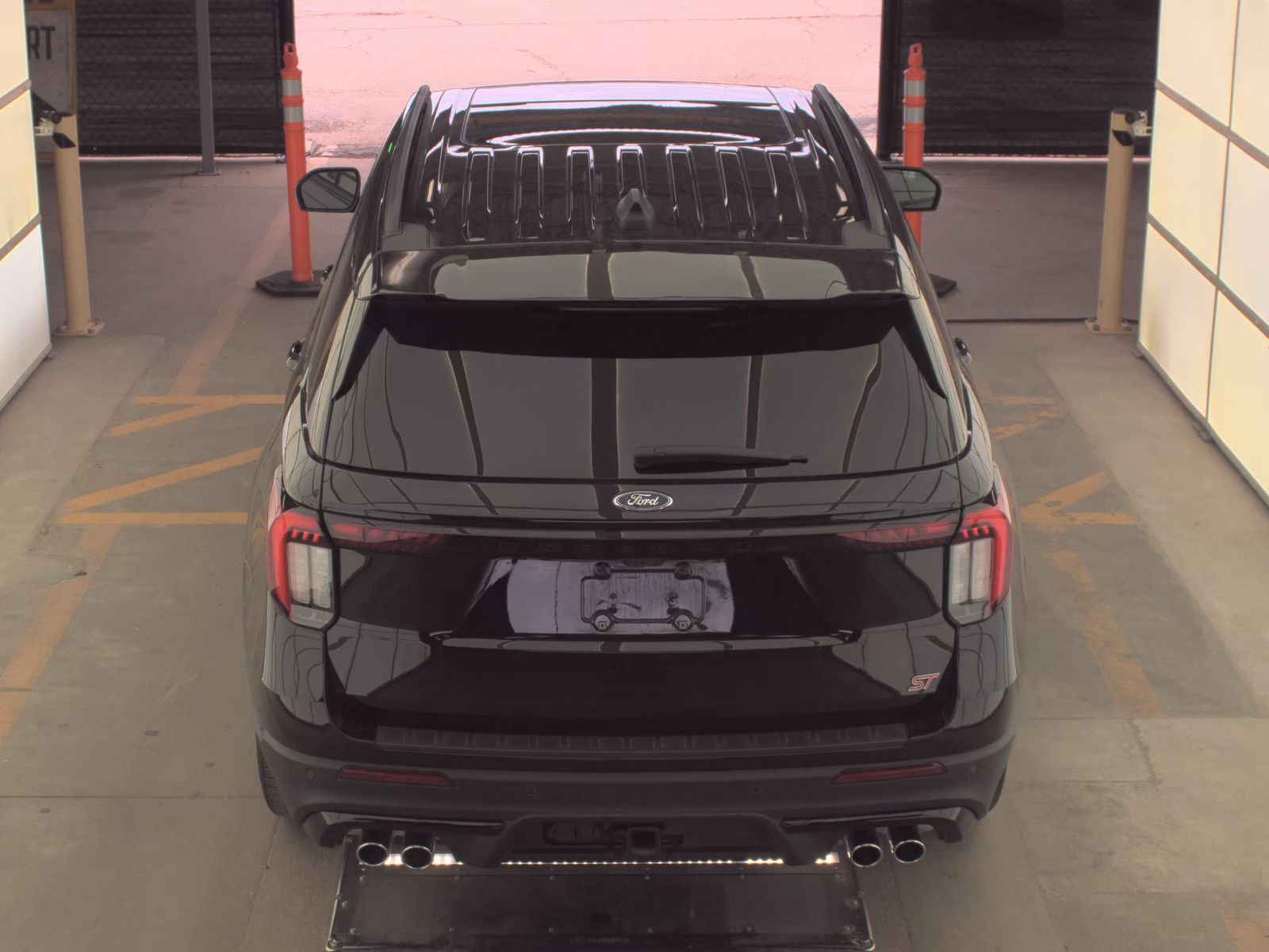 FORD EXPLORER - 7