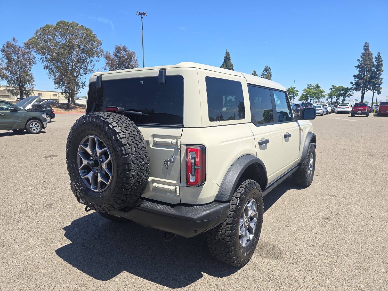 FORD BRONCO - 5