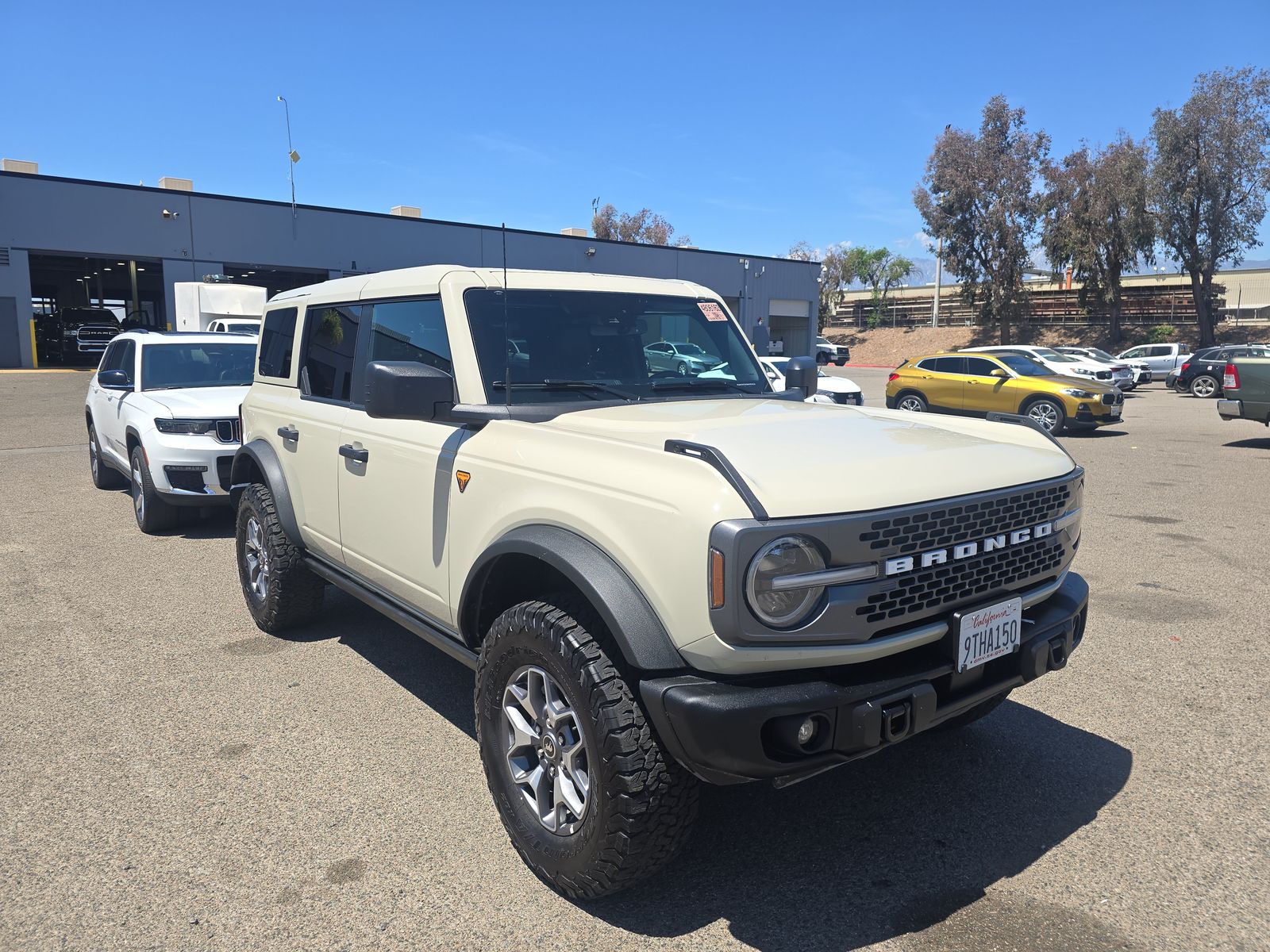 FORD BRONCO - 4
