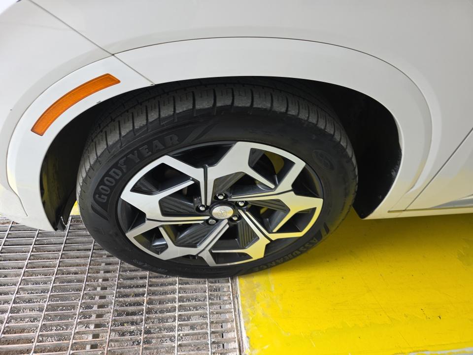 HYUNDAI CALLIGRAPH - 9