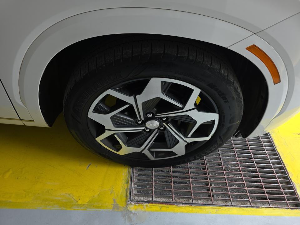 HYUNDAI CALLIGRAPH - 10