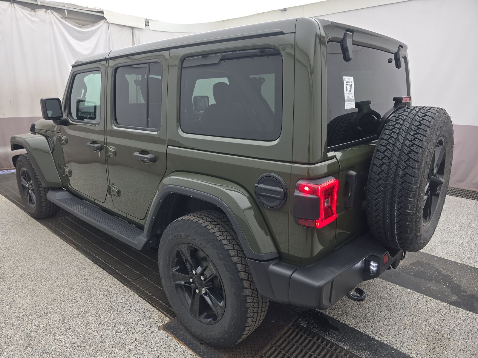 JEEP UNLIMITED SAHARA ALTITUDE EDITION - 7