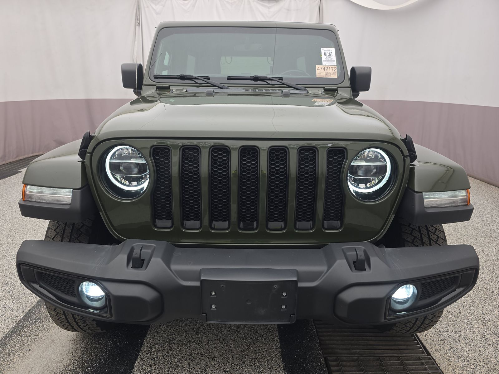 JEEP UNLIMITED SAHARA ALTITUDE EDITION - 3