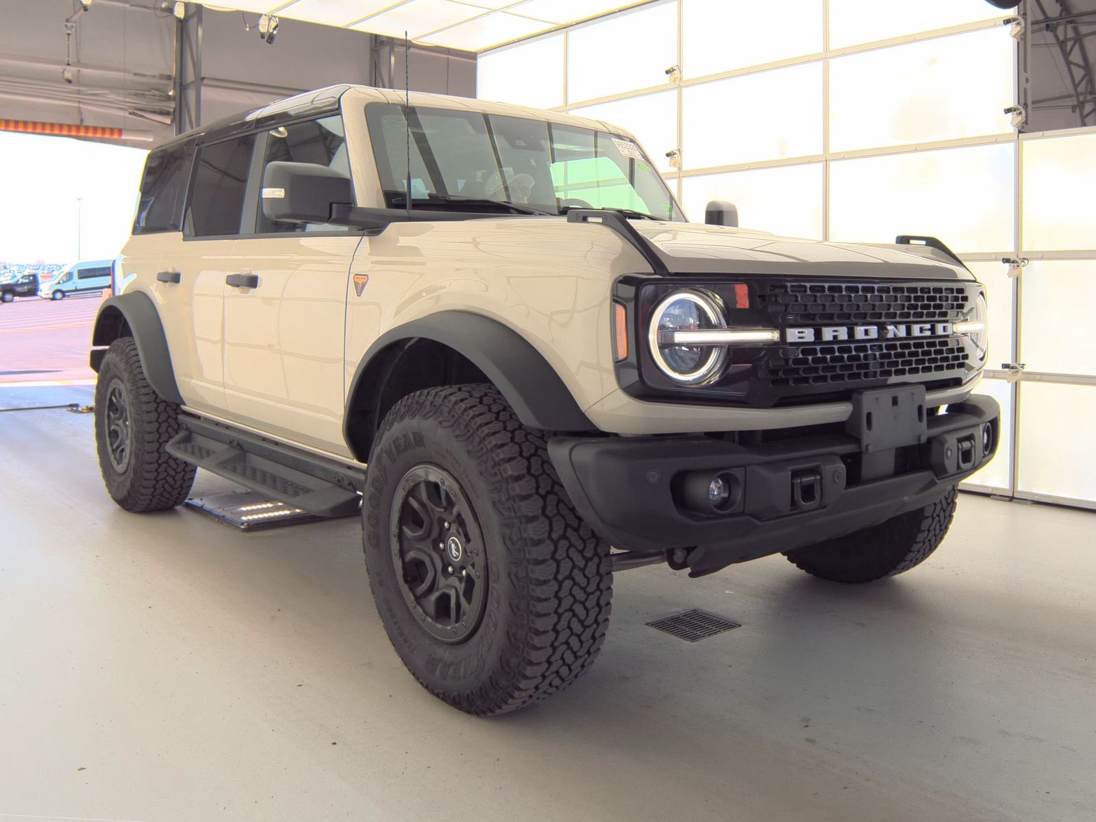 FORD BRONCO - 5