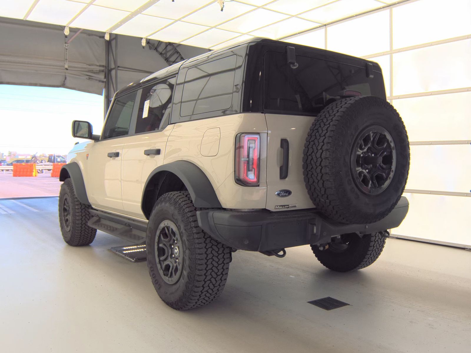 FORD BRONCO - 9