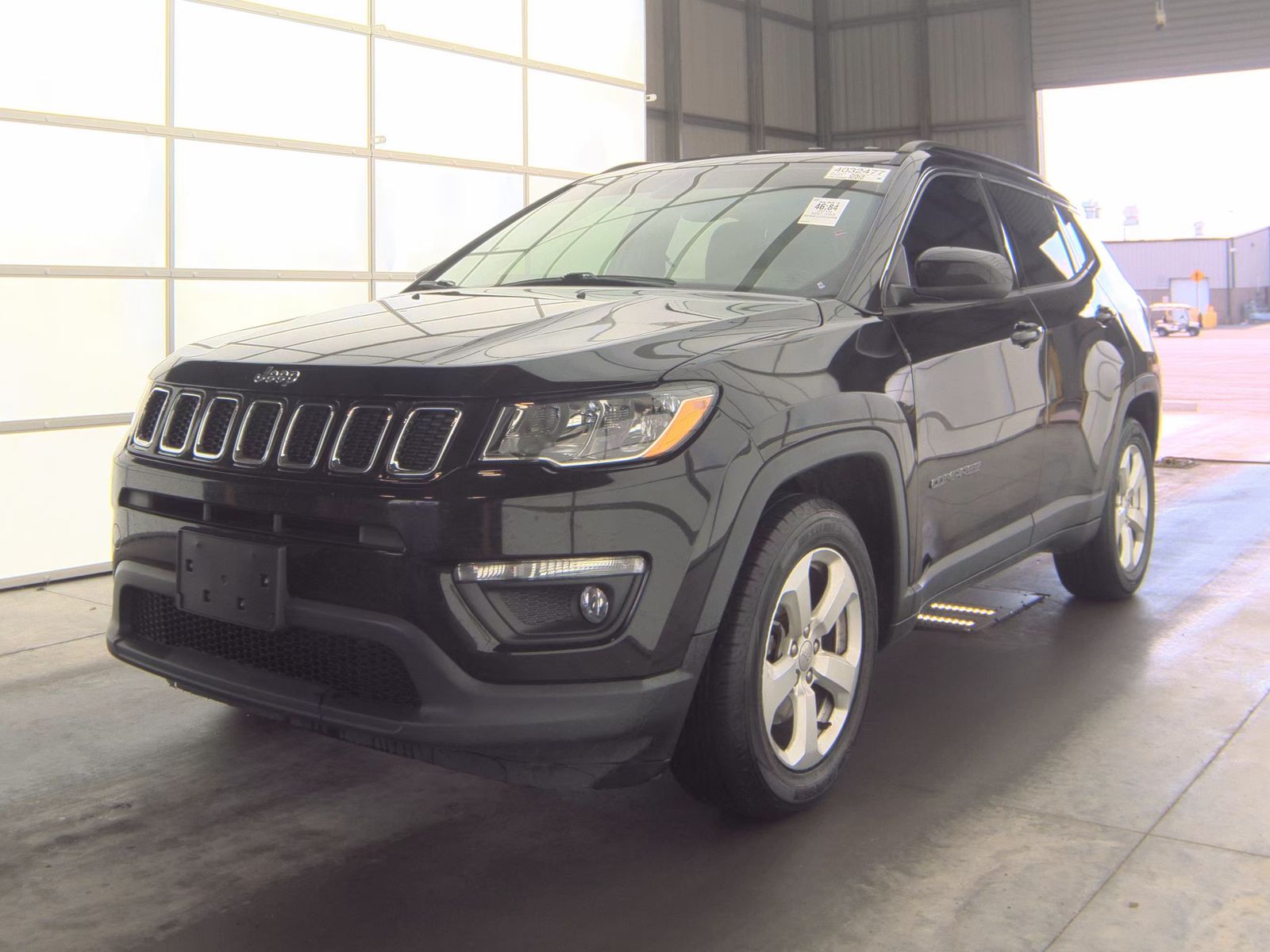 JEEP LATITUDE - 1