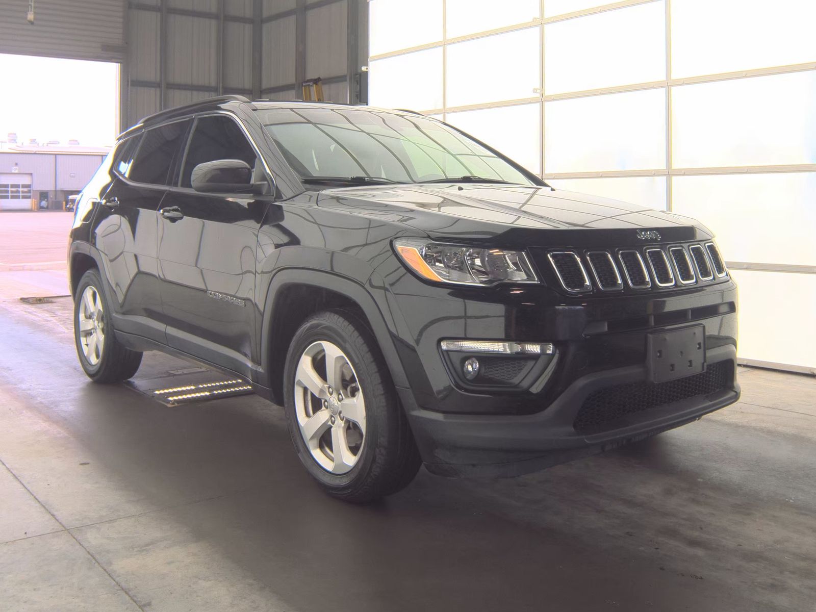 JEEP LATITUDE - 5