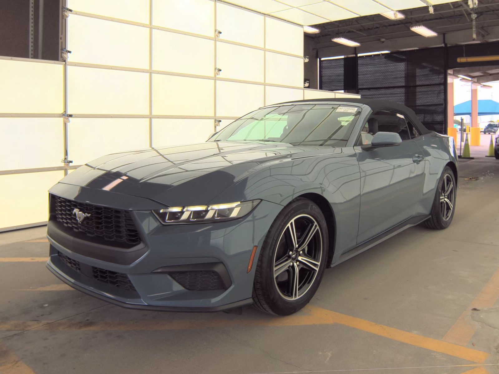 FORD MUSTANG - 1