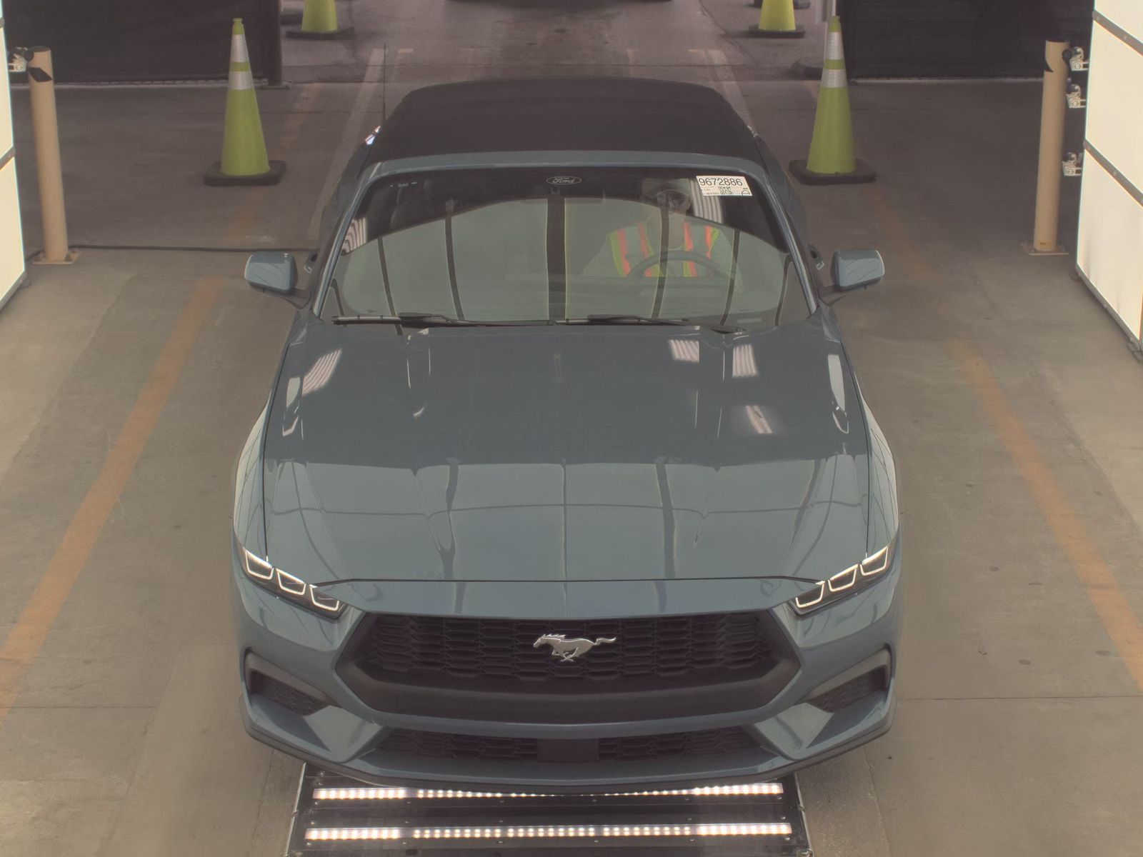 FORD MUSTANG - 3