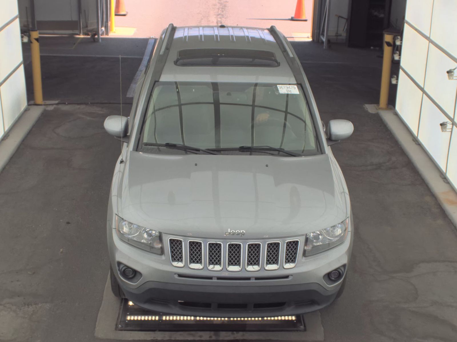 JEEP LATITUDE - 3