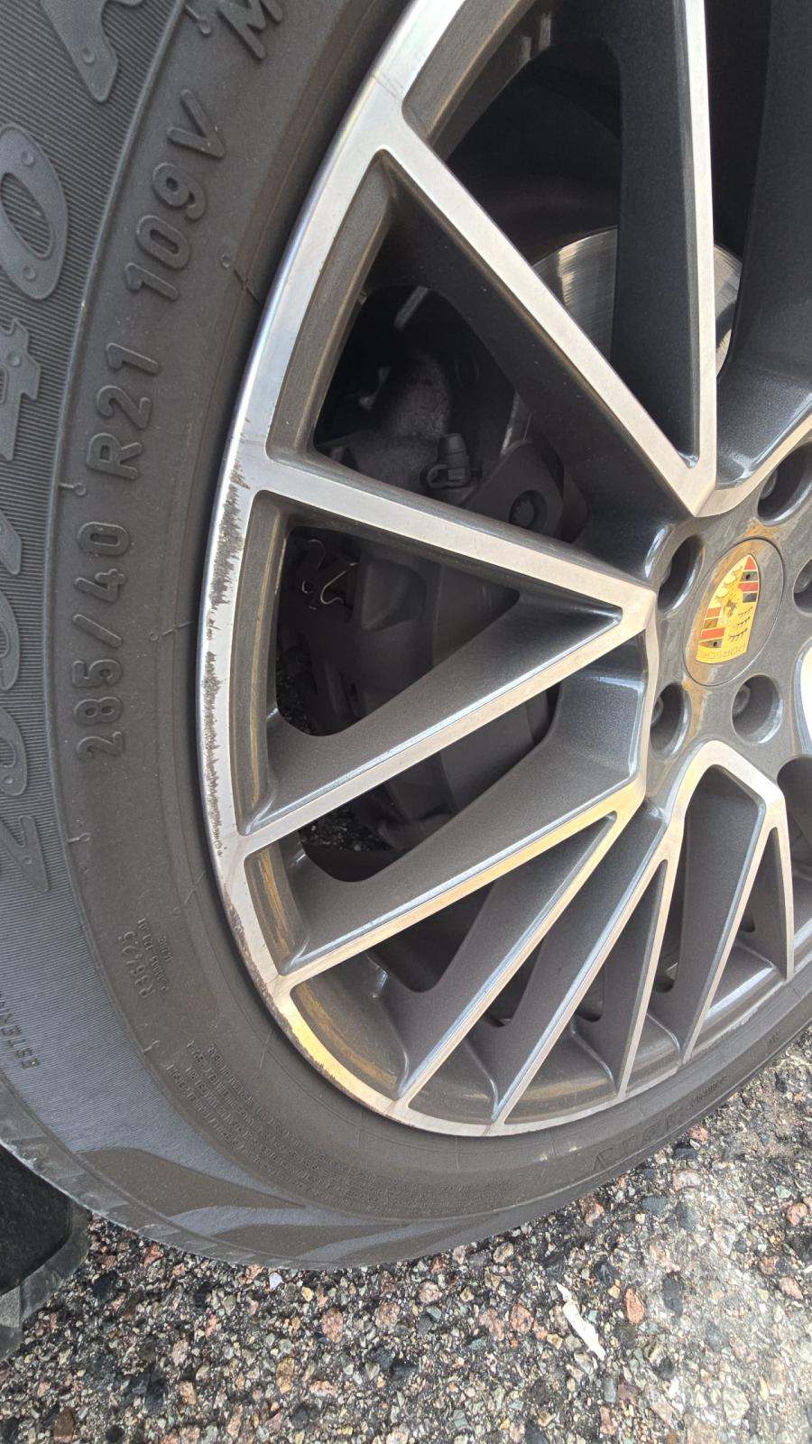 2019 Porsche Cayenne Base AWD