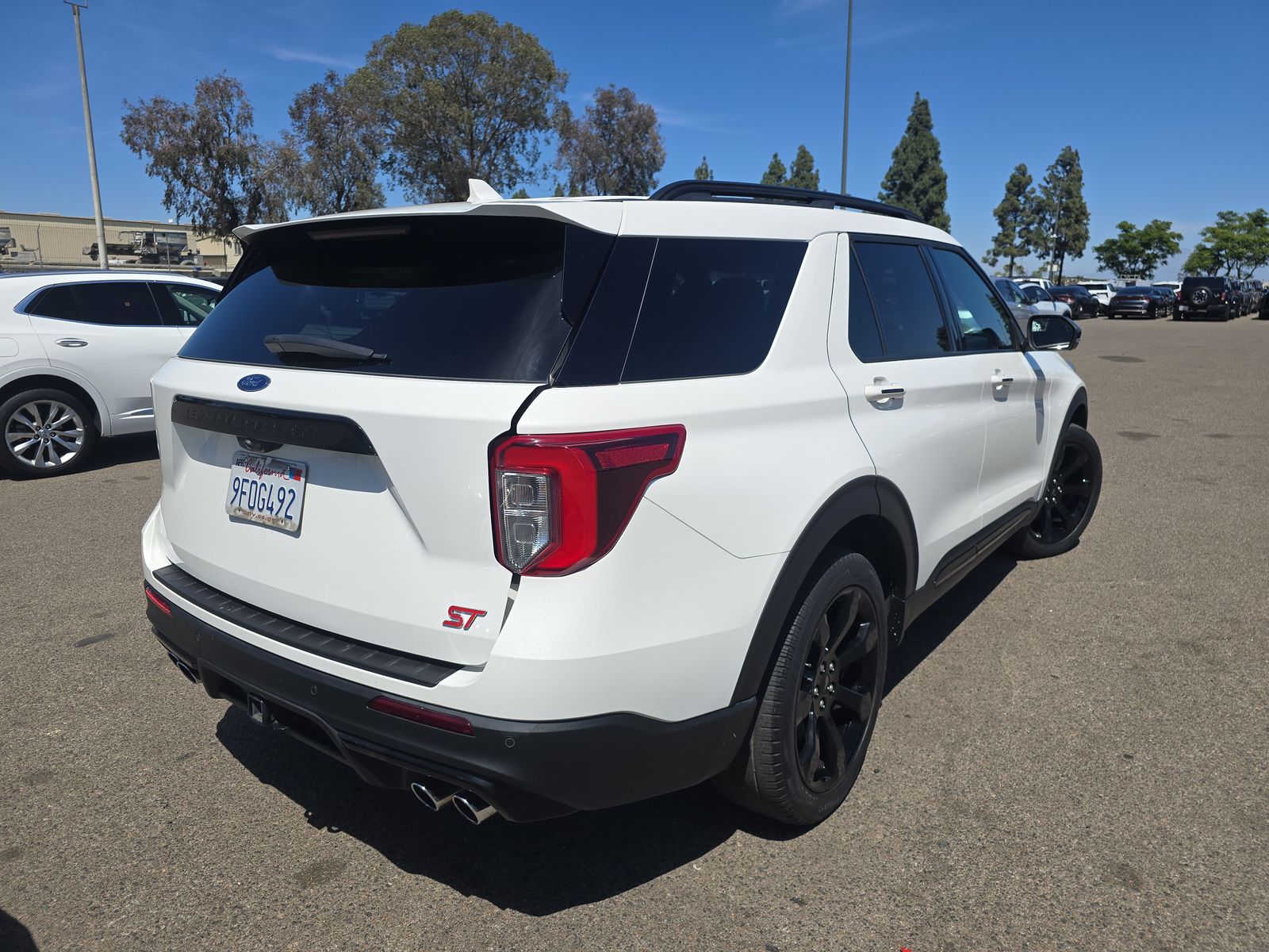 FORD EXPLORER - 5