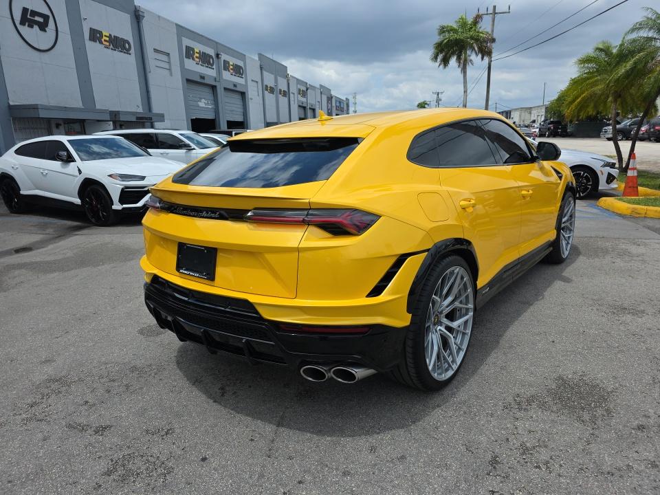 2023 Lamborghini Urus S AWD