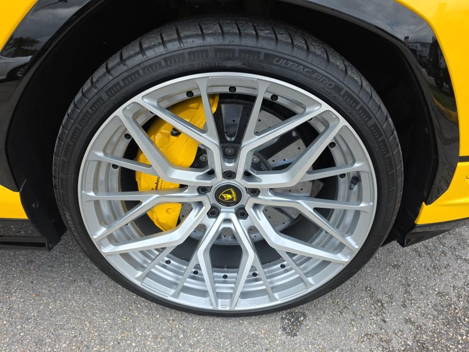2023 Lamborghini Urus S AWD