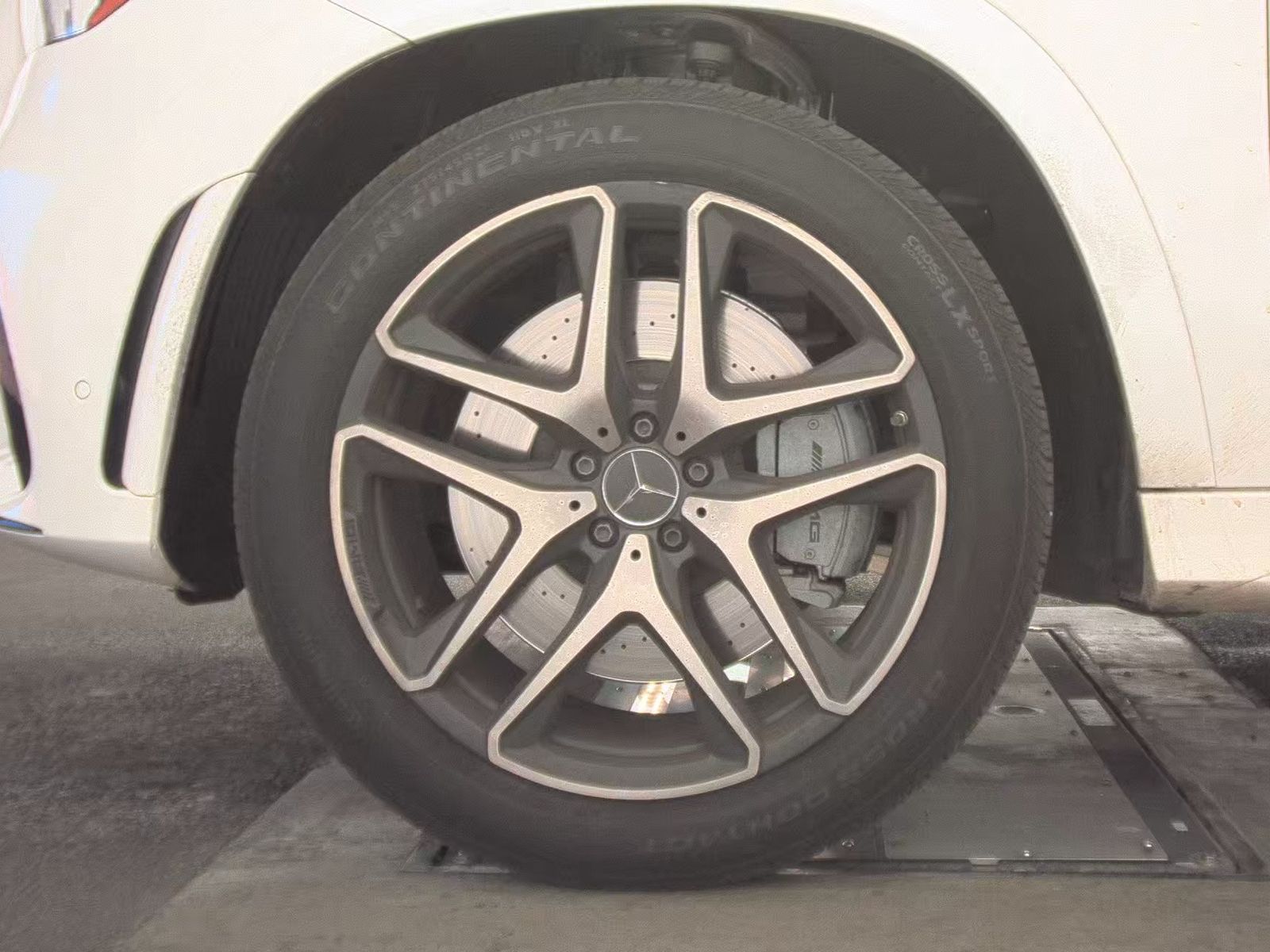 MERCEDES-BENZ GLE-CLASS AMG - 10