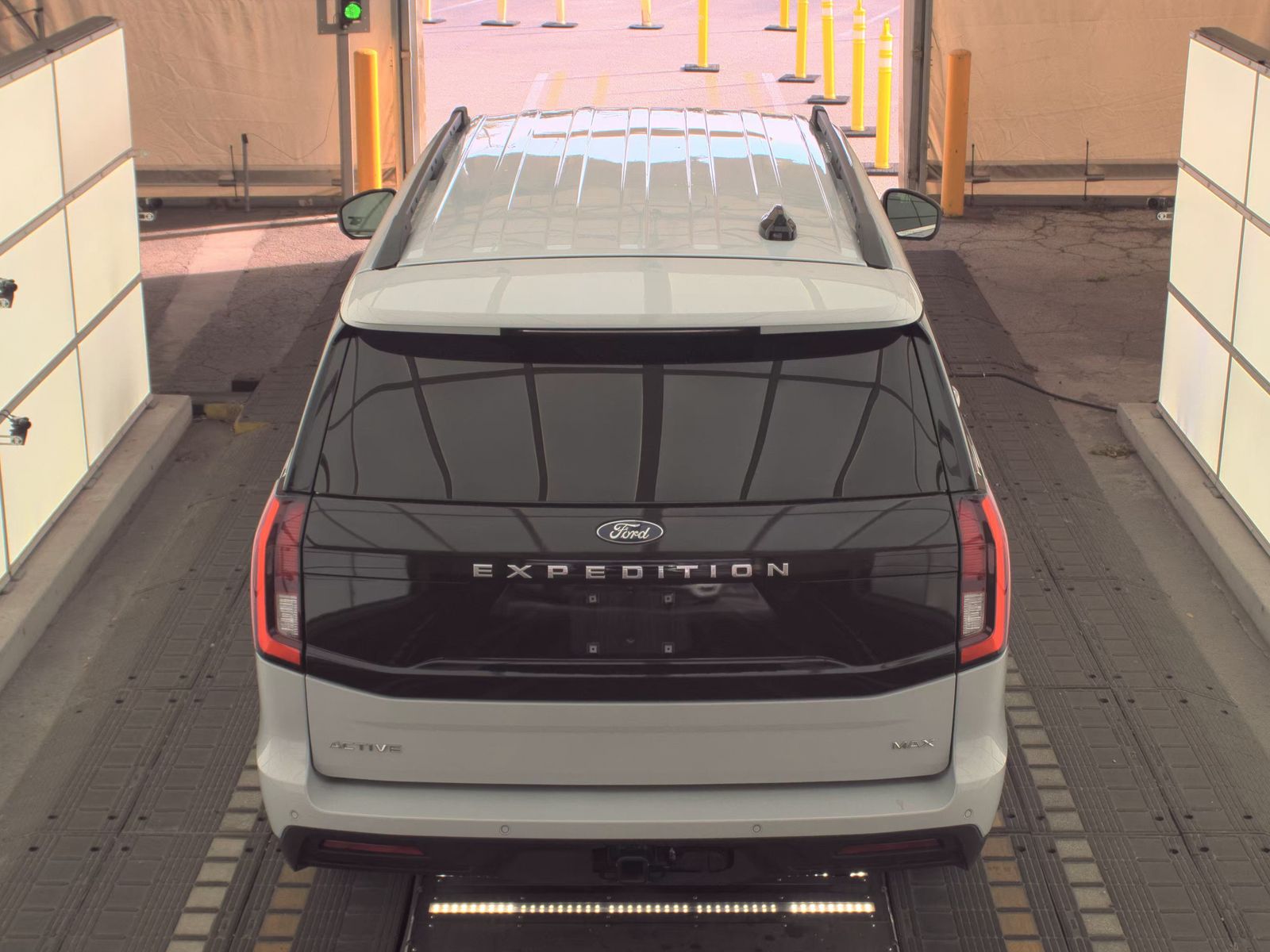 FORD EXPEDITION MAX - 7