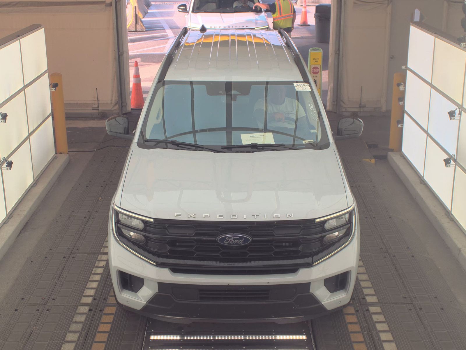 FORD EXPEDITION MAX - 3