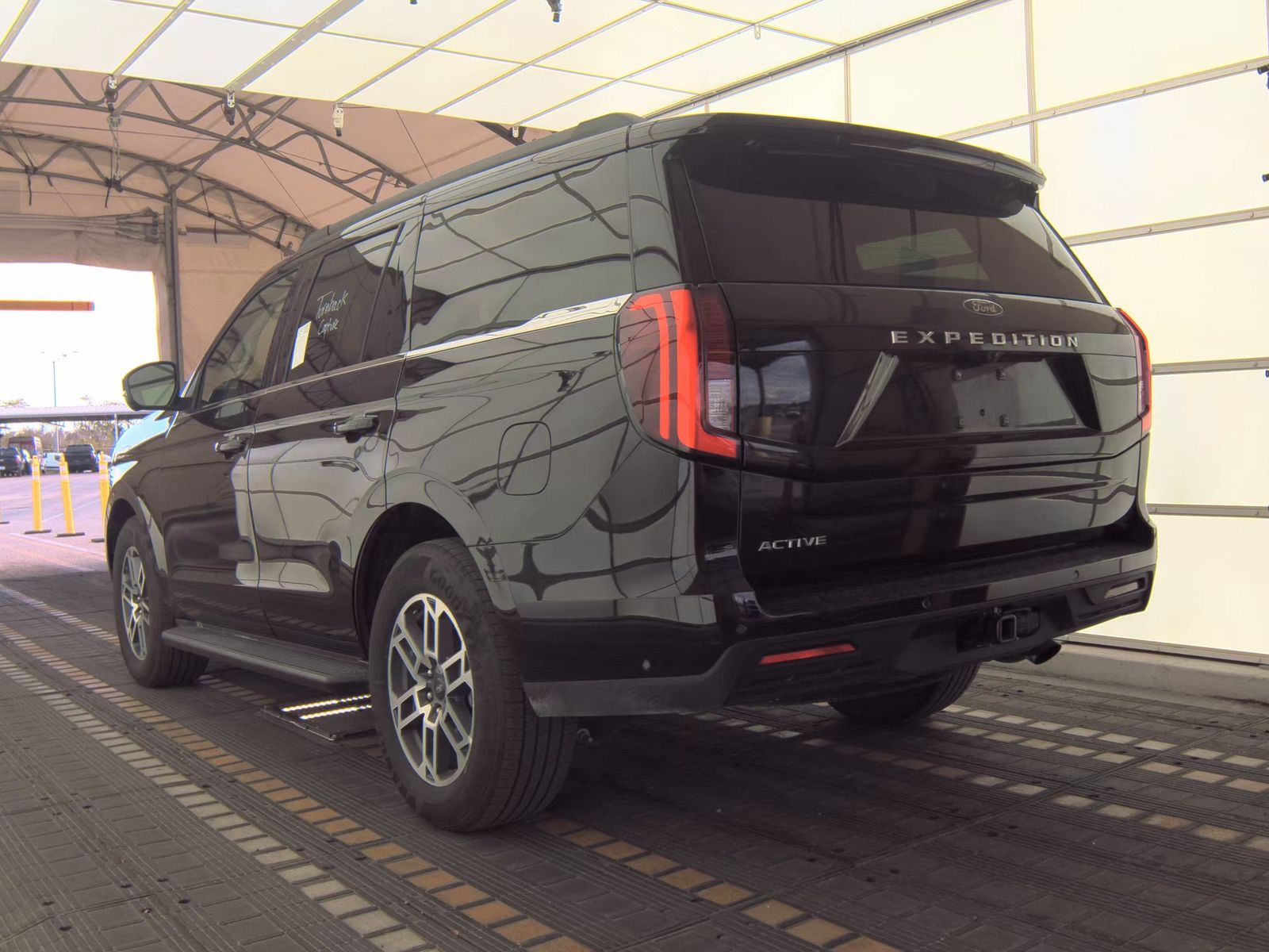 FORD EXPEDITION - 9
