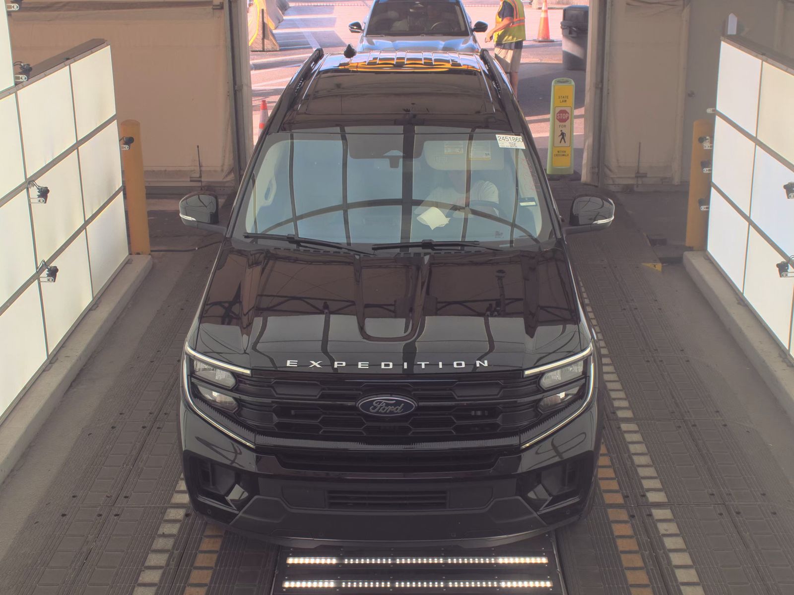 FORD EXPEDITION - 3